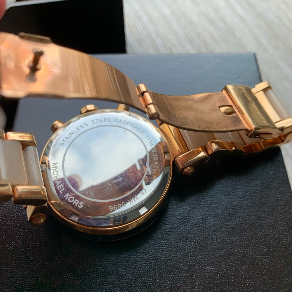 Women's Chronograph Parker Blush & Rose Gold-Tone Stainless Steel Watch 39mm - Picture 8 of 9